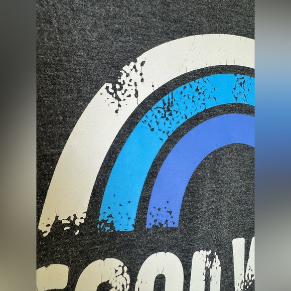 Gray Long Sleeve Shirt with "GOOD VIBES" Blue Rainbow Graphics Women's Medium M - Picture 6 of 10